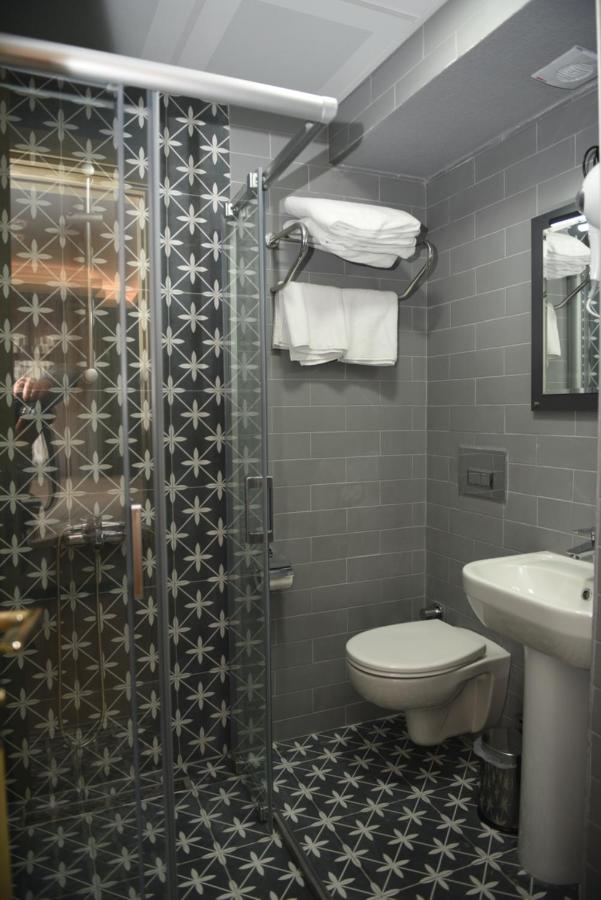 Best Hotel Kadikoy อิสตันบูล ภายนอก รูปภาพ